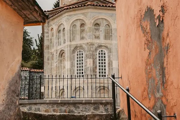 Orta Mahalle Seyir Terası - Resim 20
