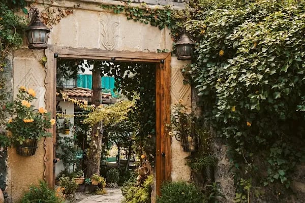 Orta Mahalle Seyir Terası - Resim 4
