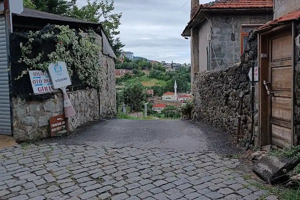 Orta Mahalle Seyir Terası - Resim 3