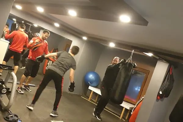 SFC SPOR CENTER - Resim 3
