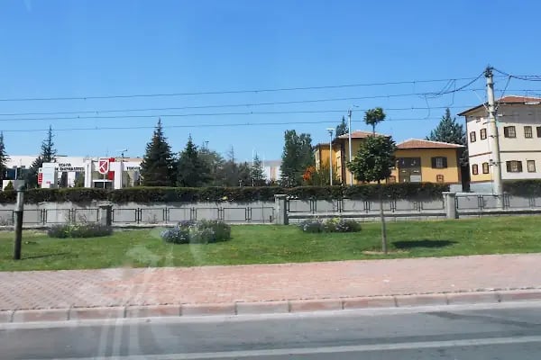 Ladikli Ahmet Hüdai Parkı - Resim 16