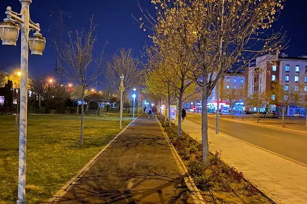 Ladikli Ahmet Hüdai Parkı - Resim 17