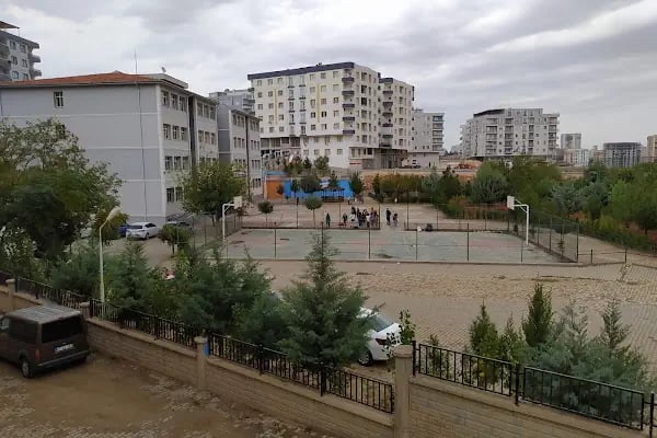 Suphiye Bölünmez İmam Hatip Ortaokulu - Resim 4