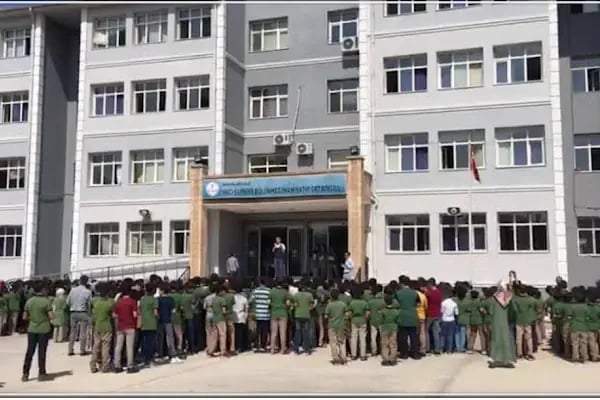 Suphiye Bölünmez İmam Hatip Ortaokulu - Resim 1