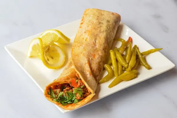 De Luvia Cafe&amp;Bistro - Resim 18