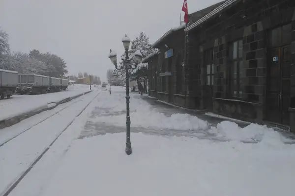Akyaka Tren Garı - Resim 20