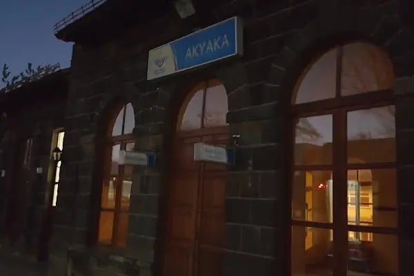 Akyaka Tren Garı - Resim 16