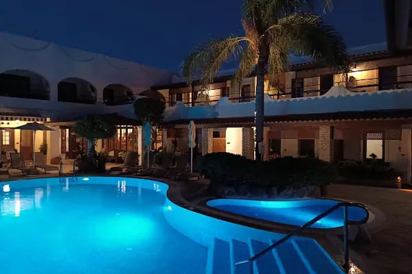 UzHan Beach Hotel - Resim 1