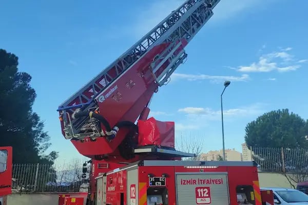 İzmir İtfaiyesi Bayındır İtfaiye Grubu - Resim 8