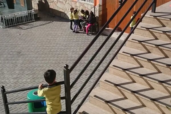 Ayşe Melahat Erkin İlkokulu - Resim 7