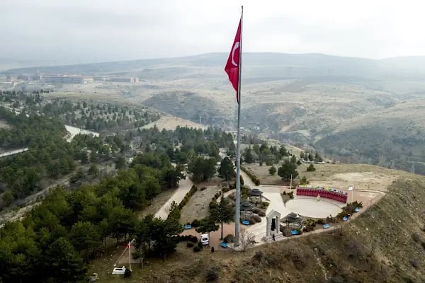 Ayaş Şehitlik Anıtı - Resim 9