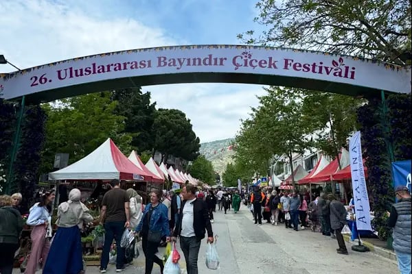 Bayındır Çiçek Pazarı - Resim 7