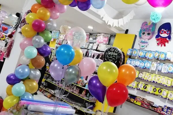 Afacanlar Oyuncak ve Parti Malzemeleri (Havai fişek-Meşale-Konfeti-Volkan-Uçan Balon) - Resim 20
