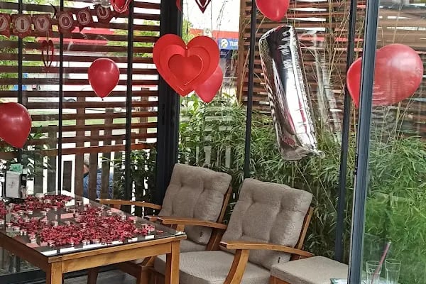 Afacanlar Oyuncak ve Parti Malzemeleri (Havai fişek-Meşale-Konfeti-Volkan-Uçan Balon) - Resim 17