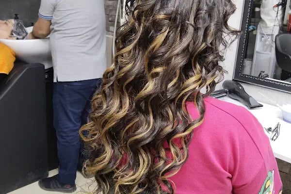 Ada Bayan Kuaförü Sir Ağda Salonu - Resim 16