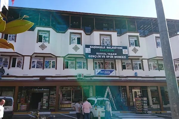 Bahçecik Sosyal Yaşam ve Gençlik Merkezi - Resim 16