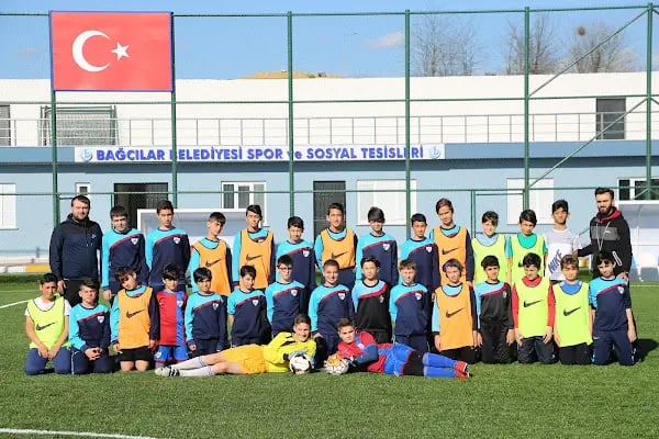 Bağcılar Belediyesi İstoç Spor Tesisleri - Resim 4