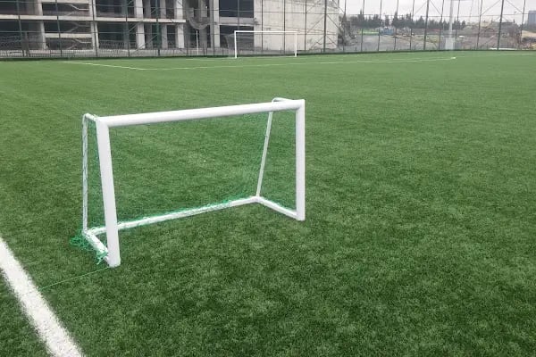 Bağcılar Belediyesi İstoç Spor Tesisleri - Resim 3