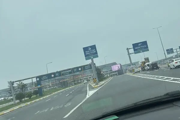 Enterprise Rent-A-Car - İstanbul Havaalanı Araç Kiralama - Resim 20