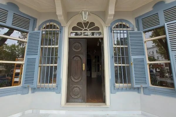 Büyükada Edebiyat Müze Kütüphanesi - Resim 12
