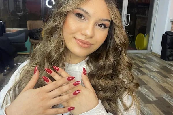 UTKU KOKSAL HAIR STUDIO - Resim 16