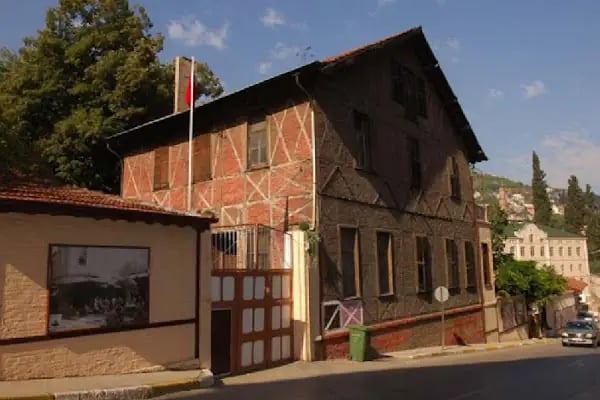 Romangal ipek fabrikası - Resim 14