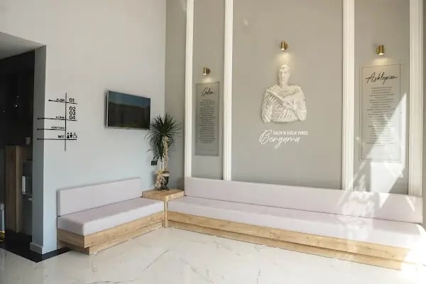 Cadde Diş Bergama Özel Ağız ve Diş Sağlığı Polikliniği - Resim 3