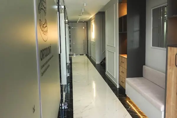 Cadde Diş Bergama Özel Ağız ve Diş Sağlığı Polikliniği - Resim 2