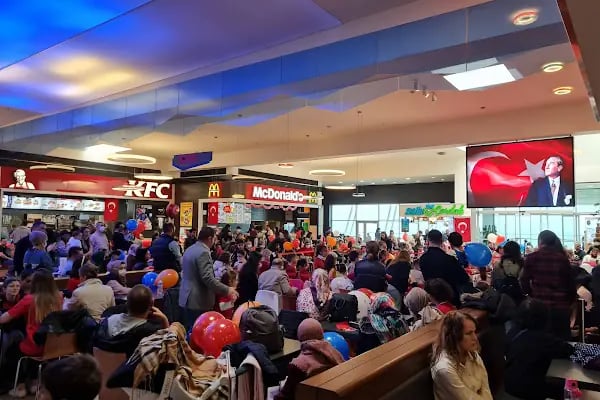 Paribu Cineverse Yeşilyurt Avm - Resim 9