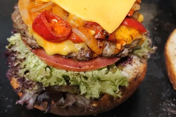 THE BULL BURGER - Resim 10
