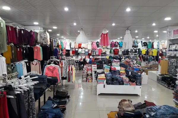 Bazar 21 Avm - Resim 3