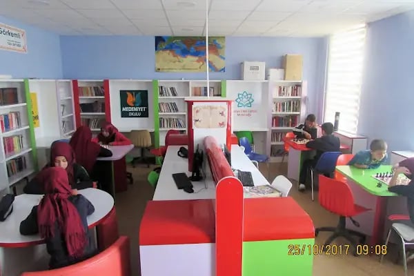 Akkise Fatih İmam Hatip Ortaokulu - Resim 8