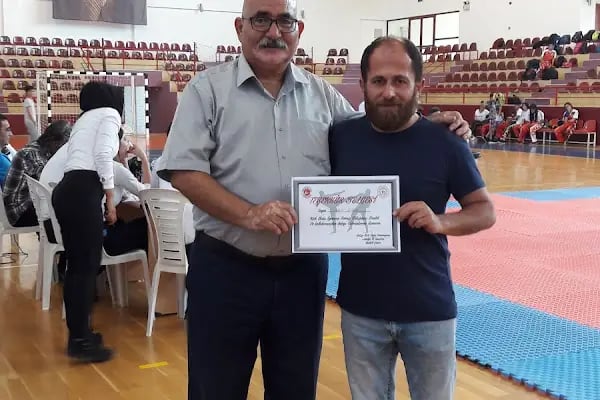 Döşemealtı Spor Salonu - Resim 12