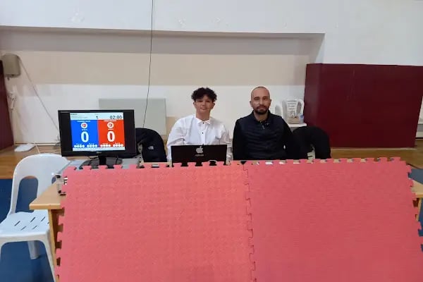 Döşemealtı Spor Salonu - Resim 17