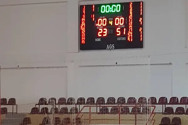 Döşemealtı Spor Salonu - Resim 11