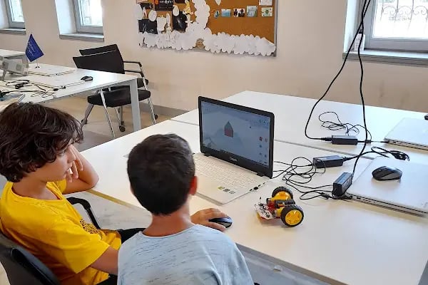 Sabancı Üniversitesi Yaratıcı Teknolojiler Atölyesi - Resim 10