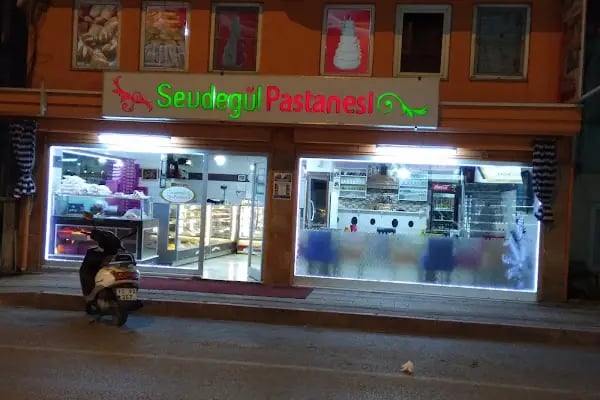 Sevdegül Pastanesi - Resim 2