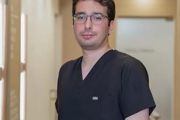 Dt. Ahmet Hamdi Sabırlı - Avcılar, Diş Hekimi - Resim 6