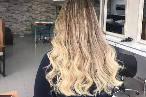 Yılmaz İpek Hair & Makeup Studio - Resim 16