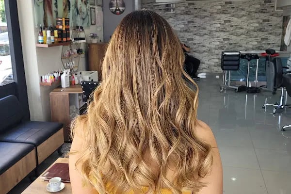 Yılmaz İpek Hair & Makeup Studio - Resim 5