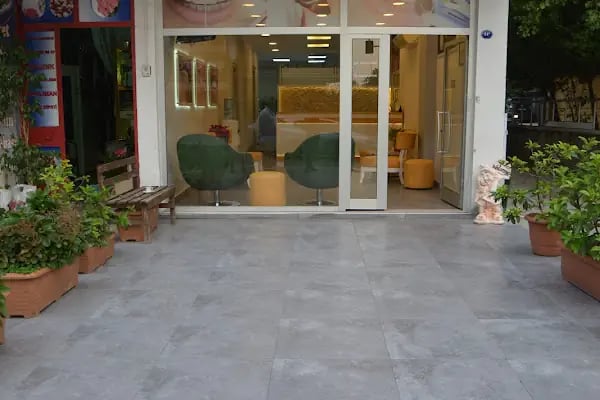 ÖZEL İLGİ AĞIZ VE DİŞ SAĞLIĞI POLİKİNİĞİ - Resim 3