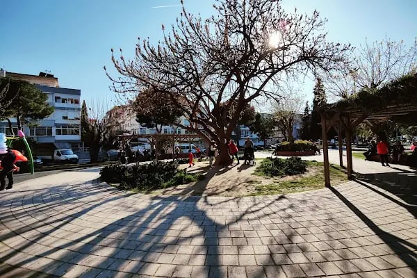 Kılıçreis İhsan Alyanak Parkı - Resim 13