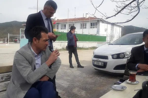 Bayindir Anadolu Lisesi - Resim 6