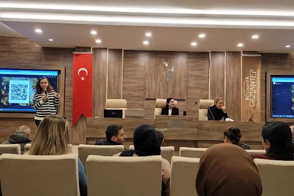 Gaziantep Büyükşehir Belediyesi Çetin Emeç Salonu - Resim 4