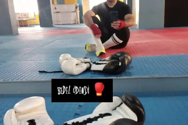 YEMEN FIGHT CLUB DÖVÜŞ SANATLARI EĞİTİM MERKEZİ - Resim 7