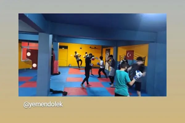 YEMEN FIGHT CLUB DÖVÜŞ SANATLARI EĞİTİM MERKEZİ - Resim 14