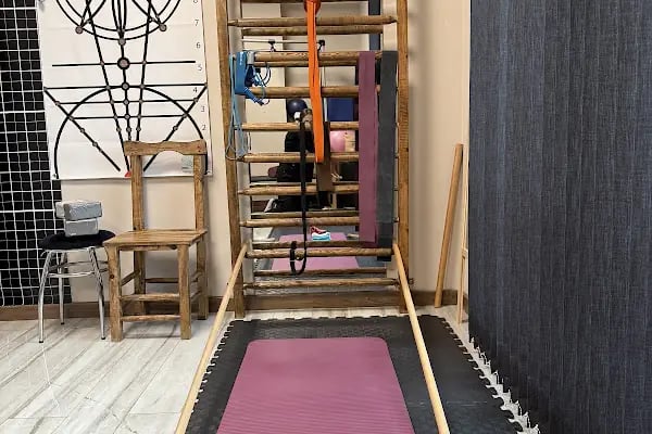 Uzman Fizyoterapist Tansu YAŞİN Fizyoterapi ve Skolyoz Merkezi - Resim 2