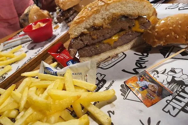ZİLLİ ÖKÜZ Home Made Hamburger - Resim 12
