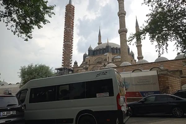 Emirhan AUTO & Gayrimenkul - Resim 2