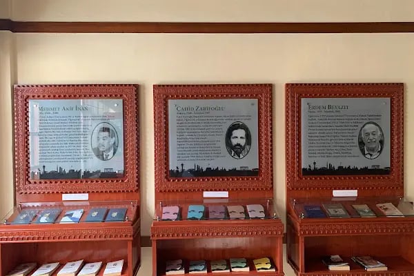 Şair ve Yazarlar Evi Müzesi - Resim 3